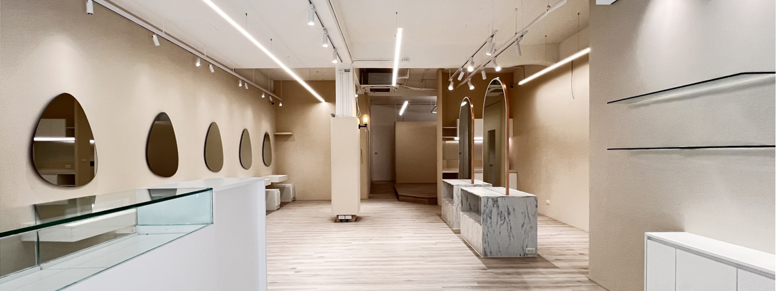 嵐緹絲 ．髮型設計